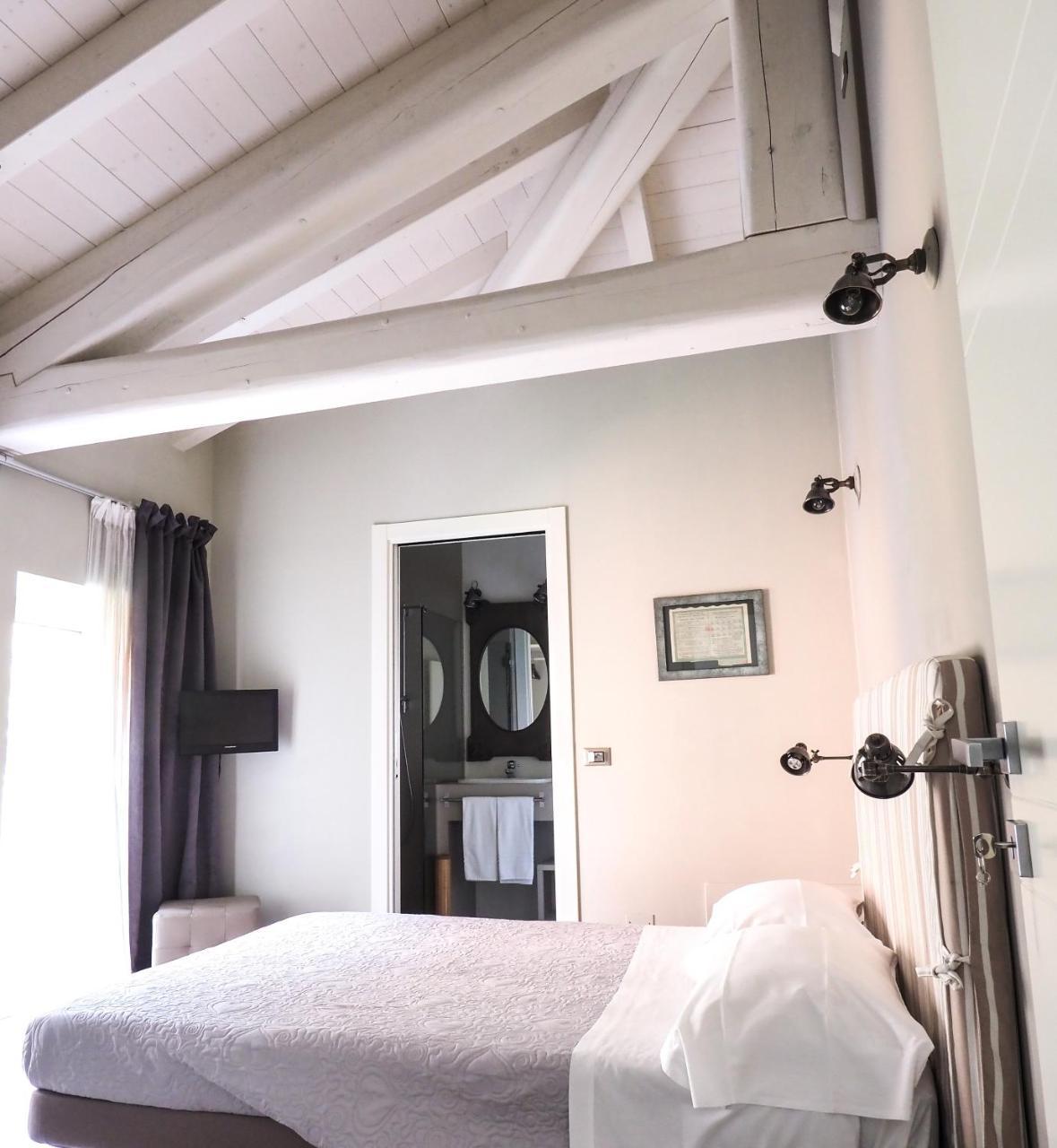 Corte Merighi Charming Rooms Verona Luaran gambar